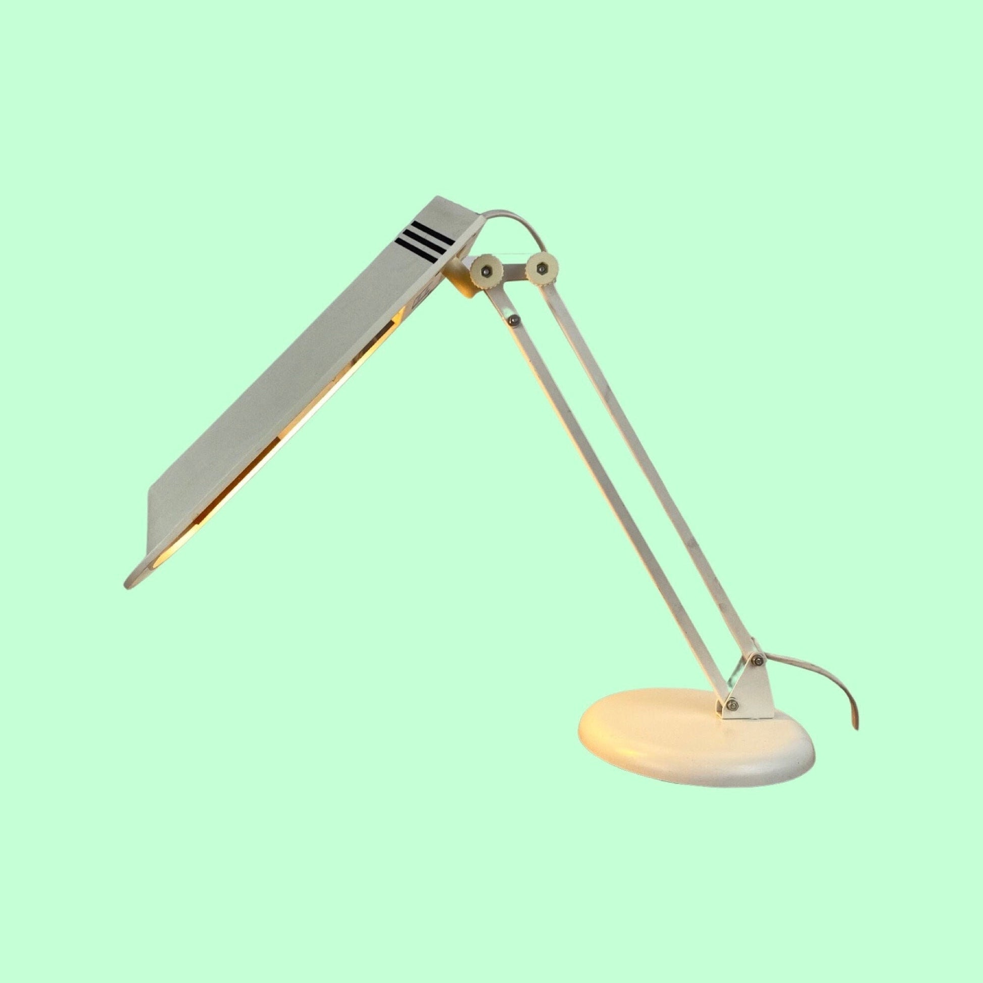 Bright shop desk lamp